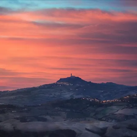 Villa La Palazzina In Val D'orcia *